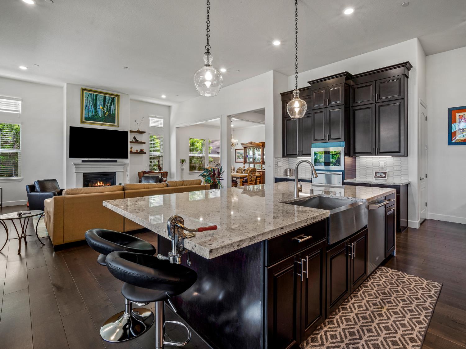 El Dorado Hills, California 95762, United States, 3 Bedrooms Bedrooms, ,4 BathroomsBathrooms,Residential,Active,140710