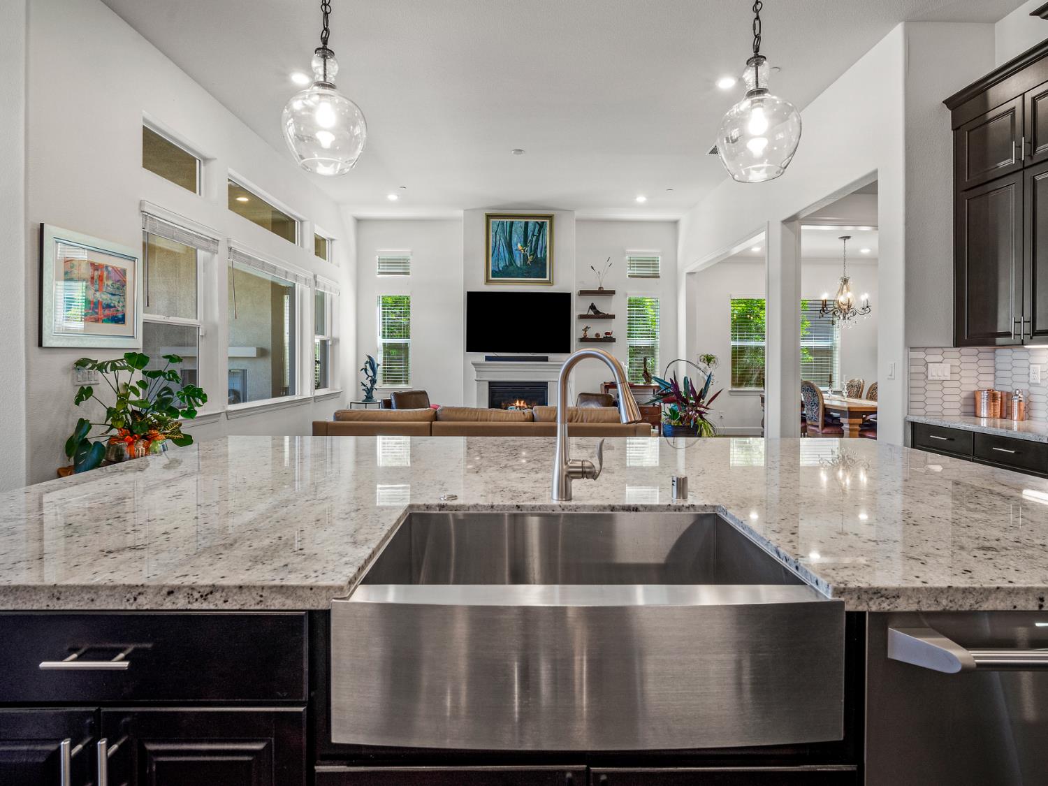 El Dorado Hills, California 95762, United States, 3 Bedrooms Bedrooms, ,4 BathroomsBathrooms,Residential,Active,140710