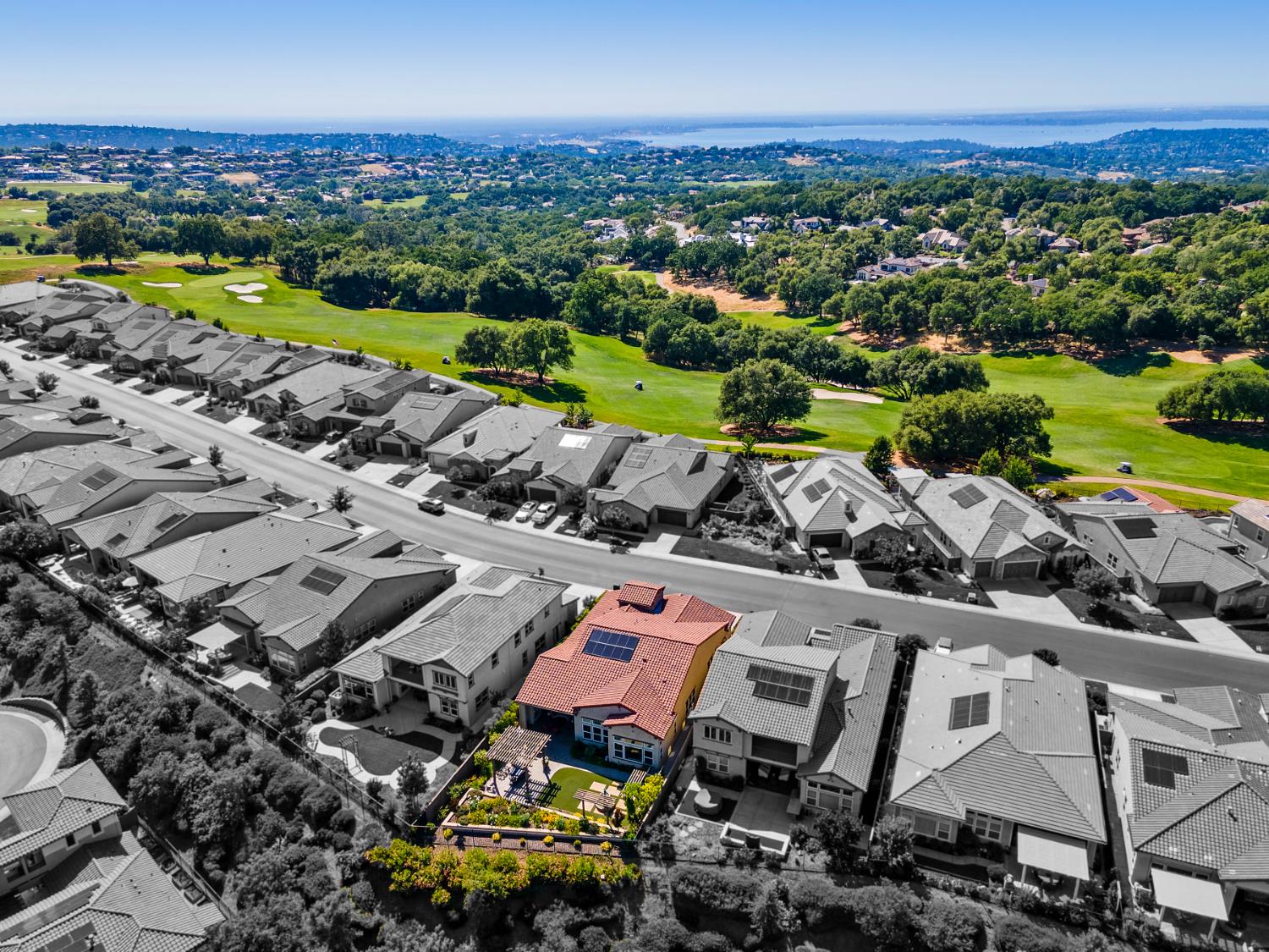 El Dorado Hills, California 95762, United States, 3 Bedrooms Bedrooms, ,4 BathroomsBathrooms,Residential,Active,140710