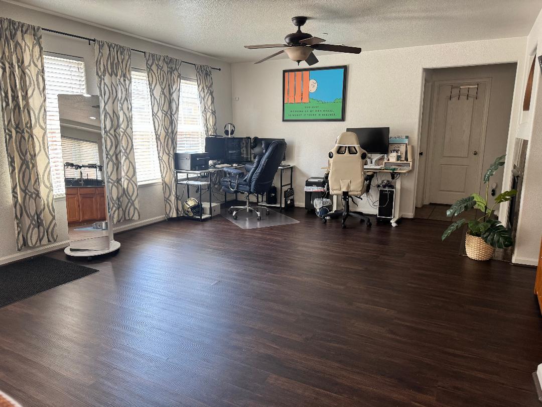 2558 Allen Circle