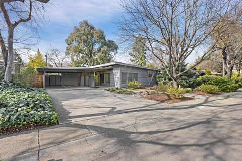 825 Oak Avenue Davis CA 95616