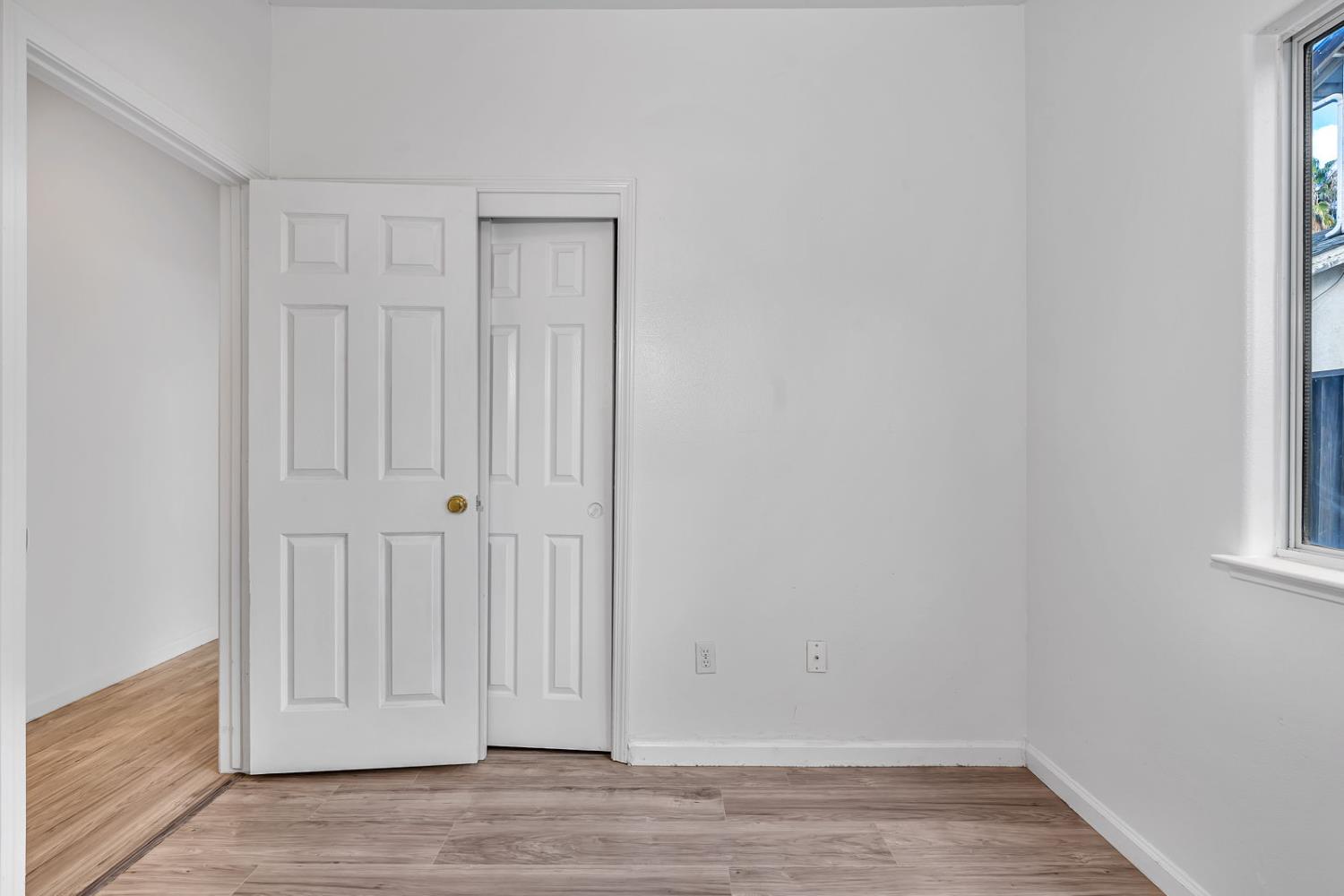 Los Banos, California 93635, United States, 3 Bedrooms Bedrooms, ,2 BathroomsBathrooms,Residential,Pending,246597