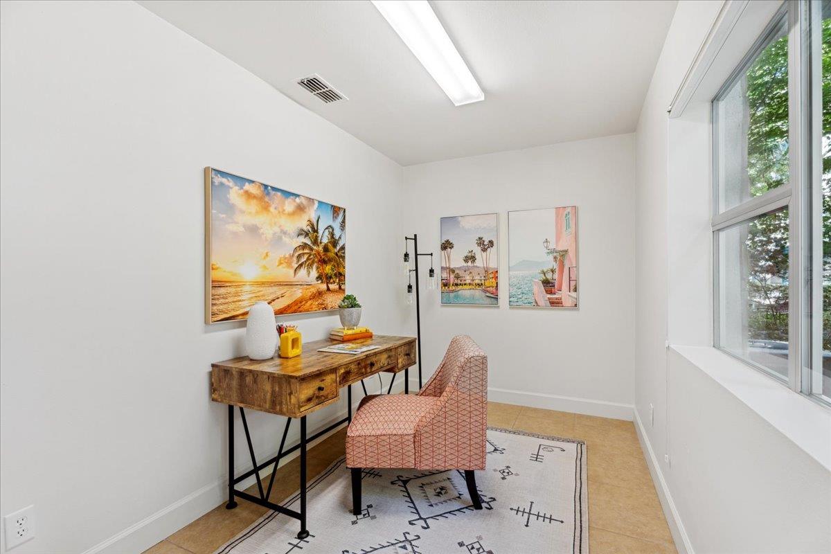 1726 W Socap Walk