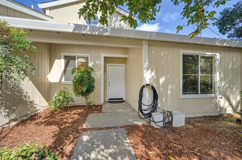 1802 Valdora Street