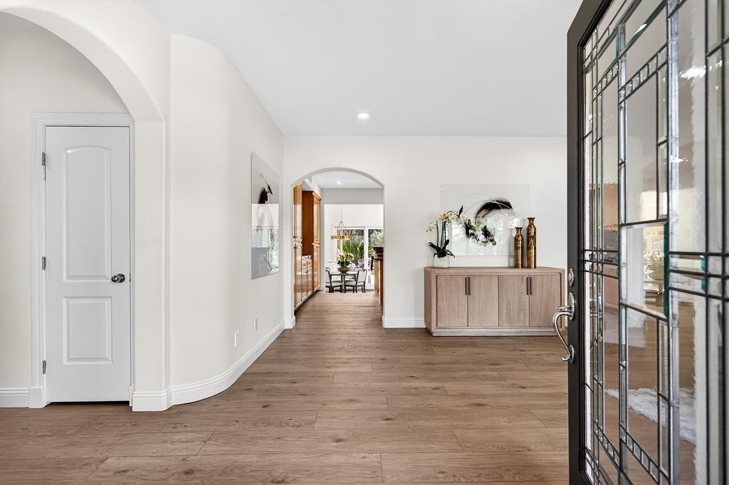 9035 Camino Del Avion