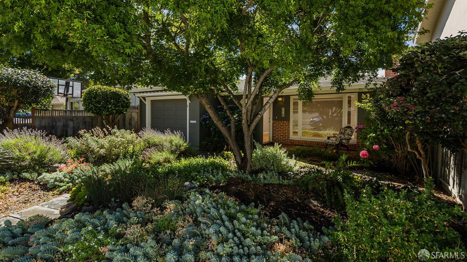 161 Oakview Drive