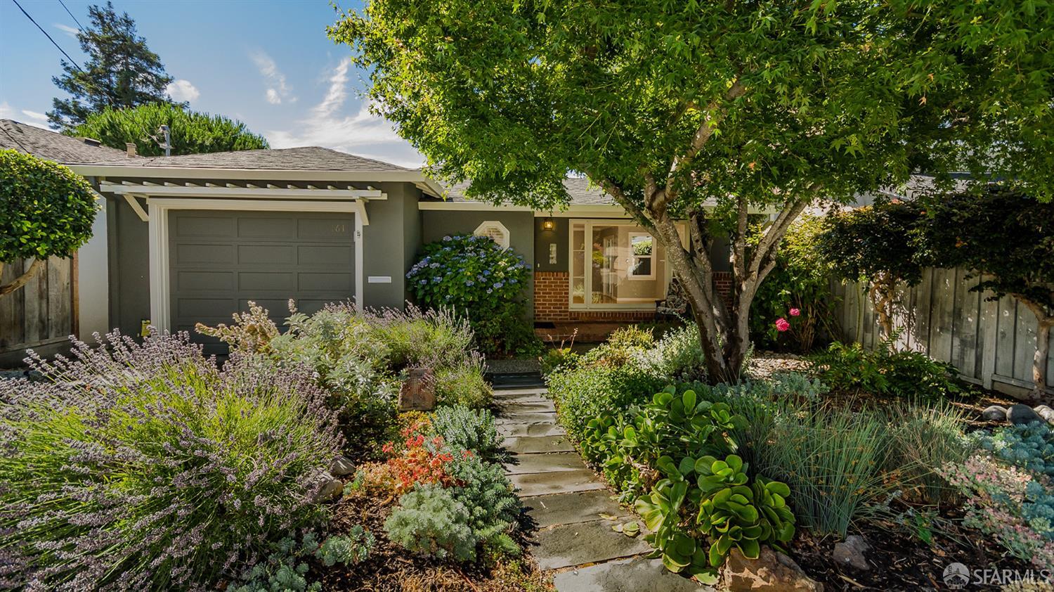 161 Oakview Drive