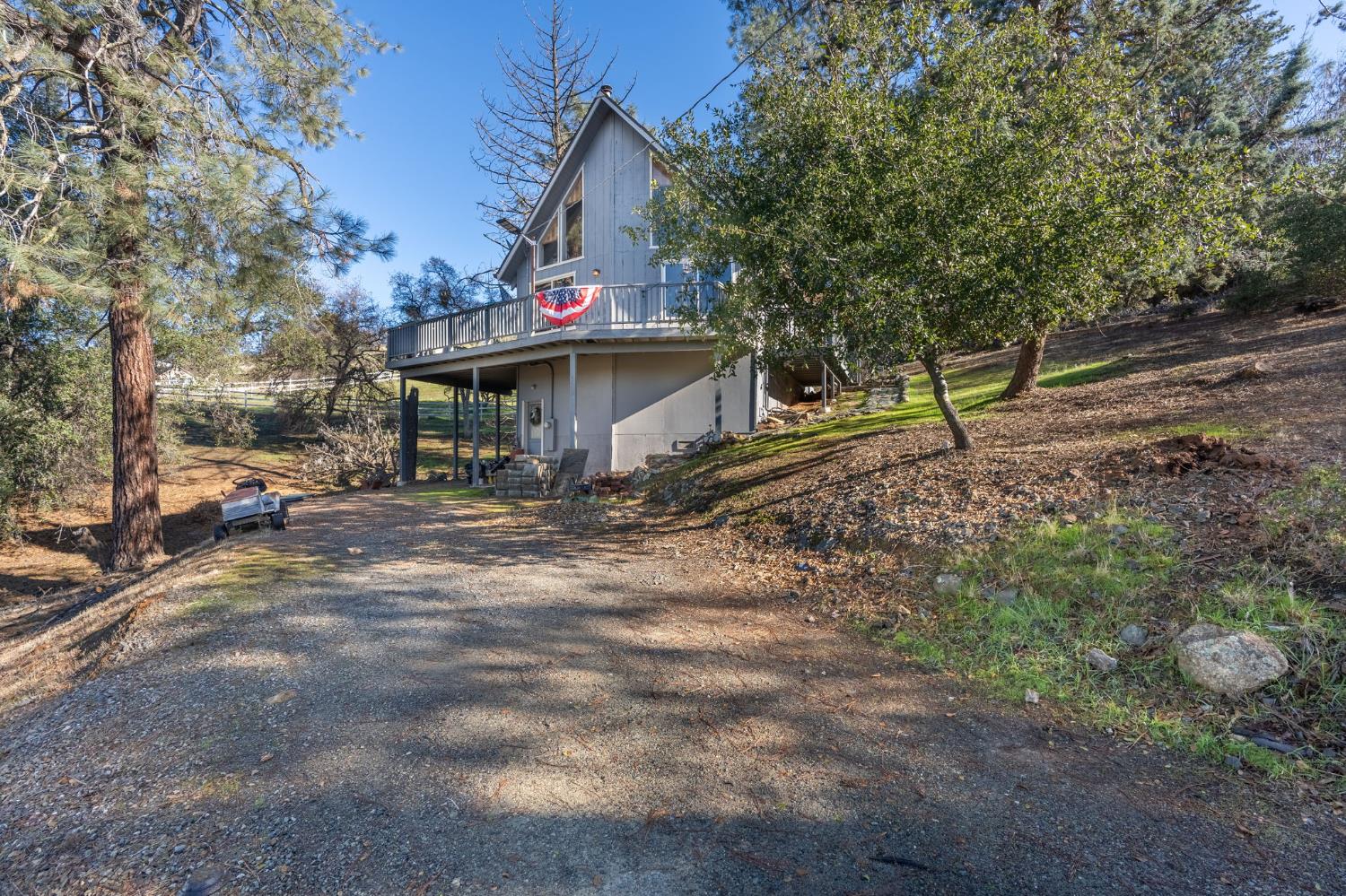 2423 Quail Hill Road