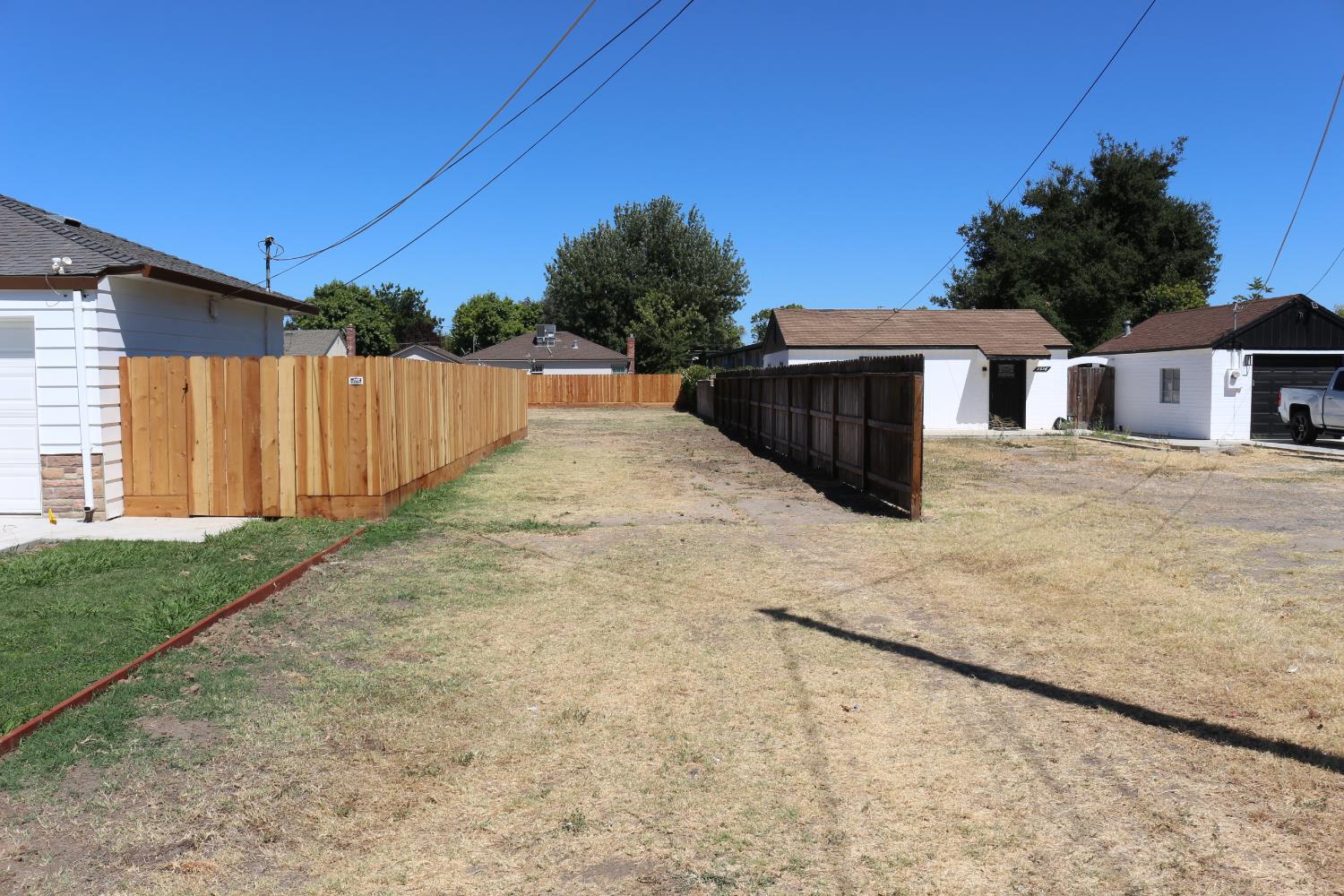 1520 Sunrise Ave.