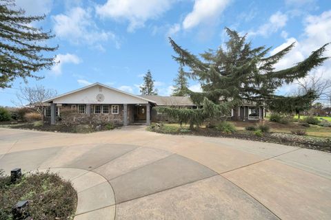 5420 E JAHANT Galt CA 95632