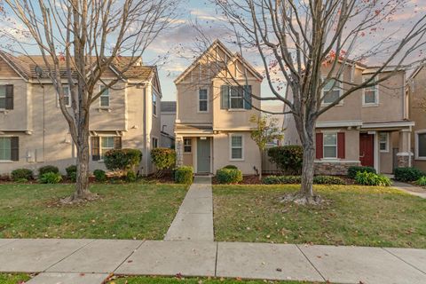 3481 Tice Creek Way Sacramento CA 95833