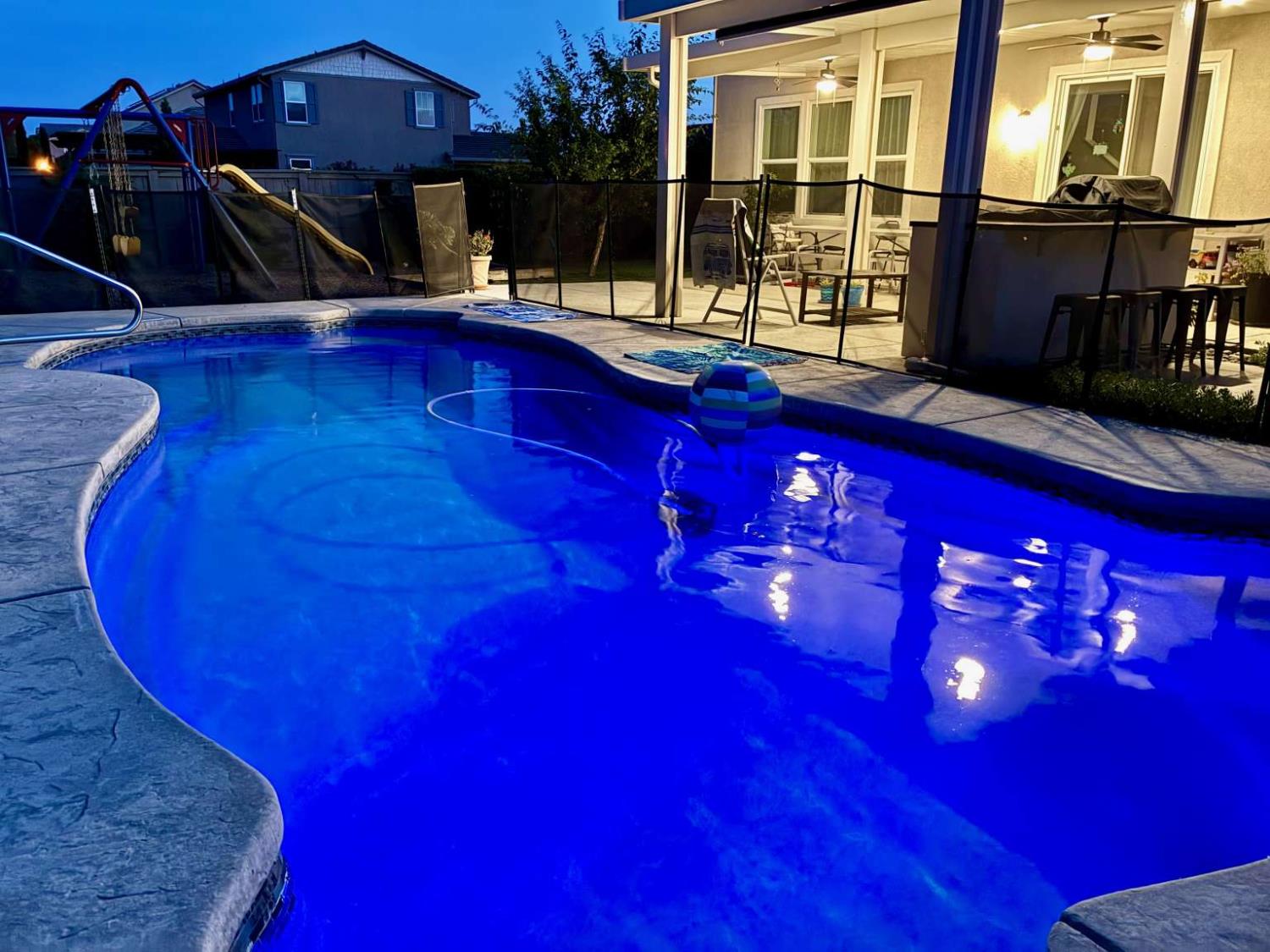 2221 Scott Court