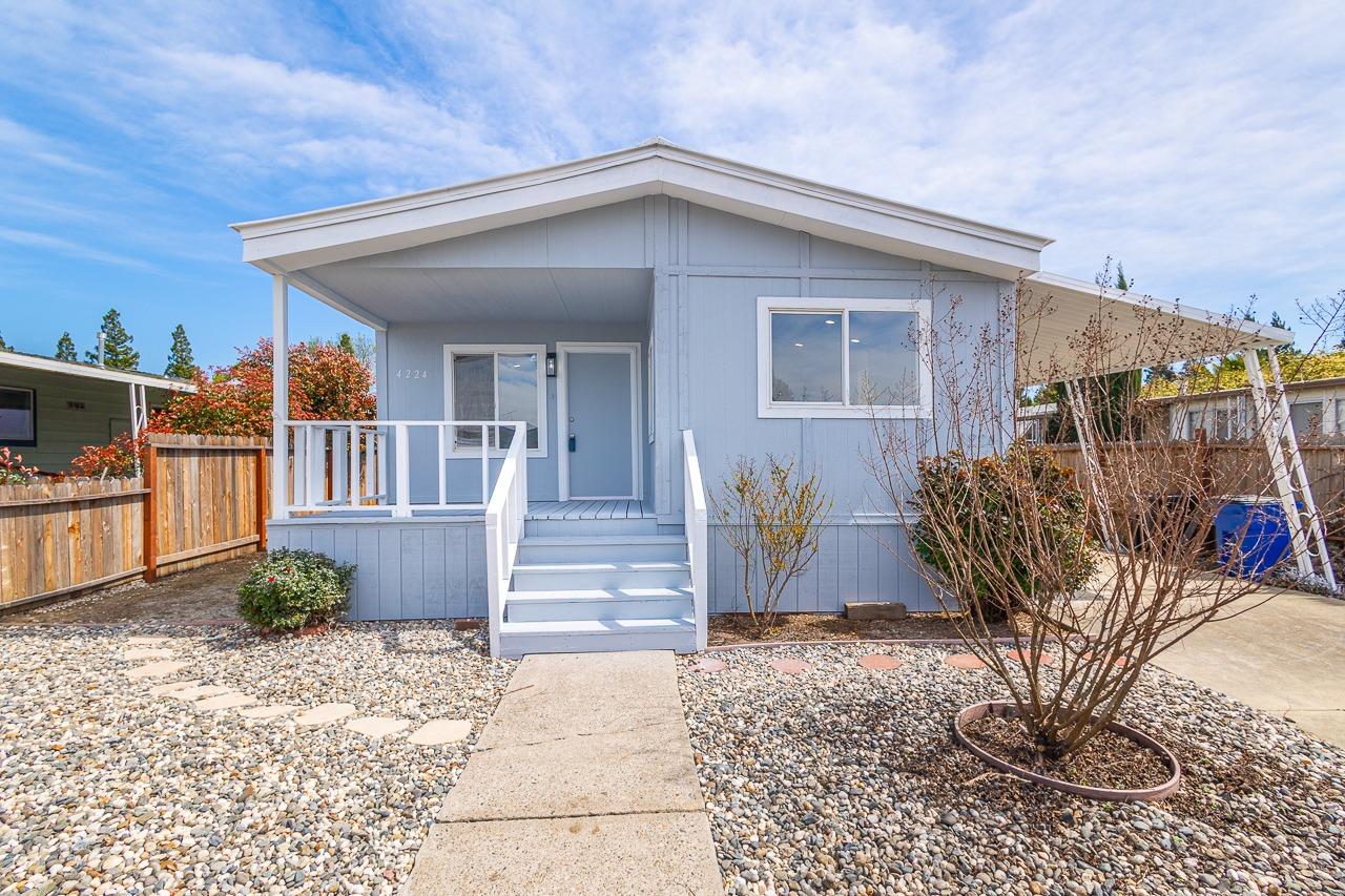 4224 Floral Drive 78