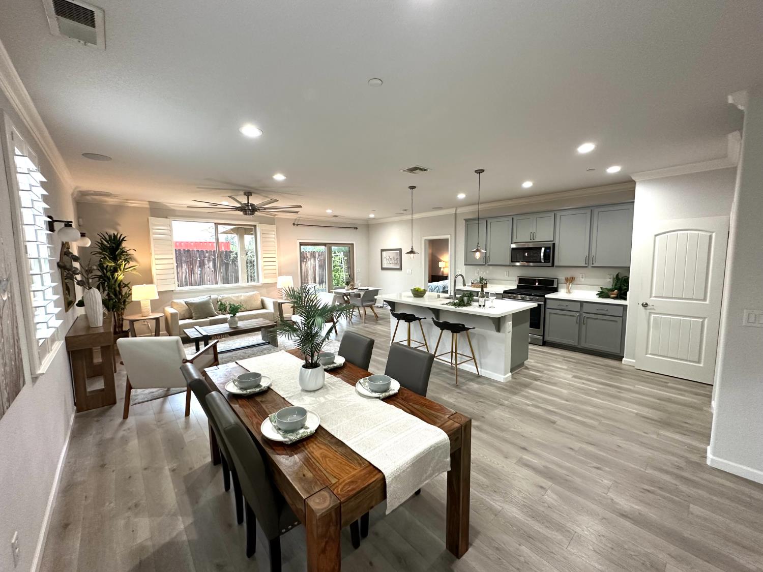 7890 Little Plum Way