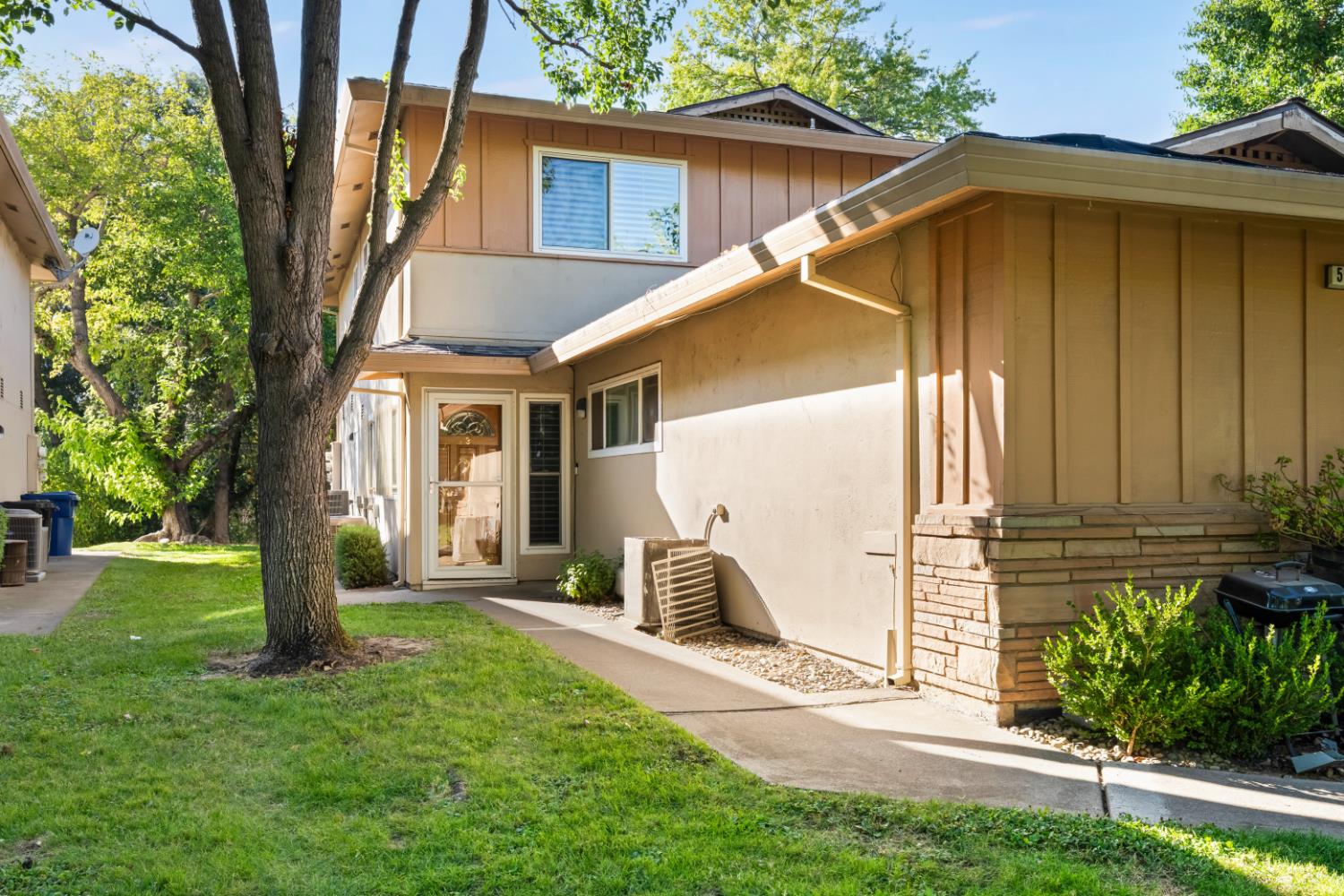 5153 Connecticut Drive 3