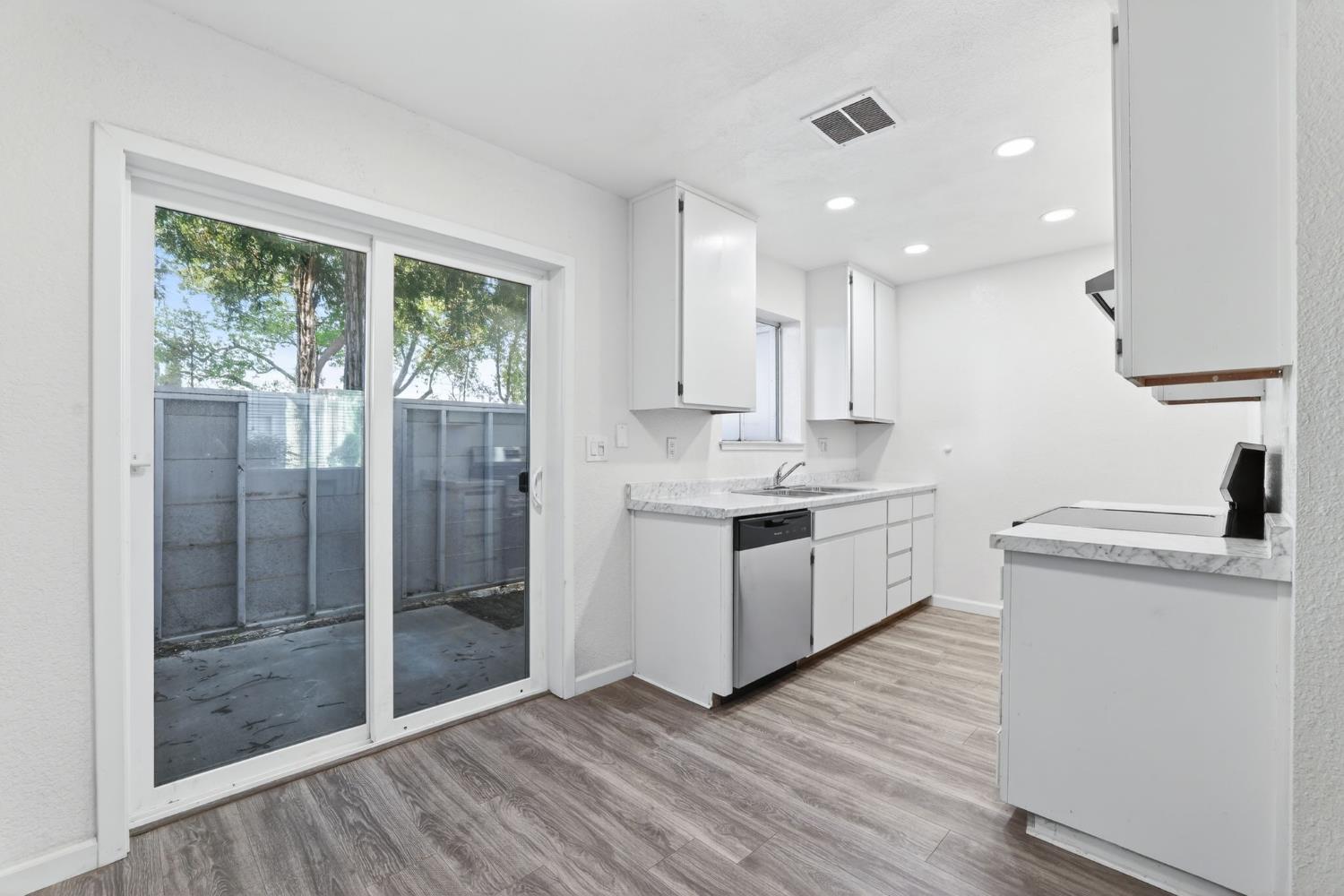 8264 Center Pkwy 104