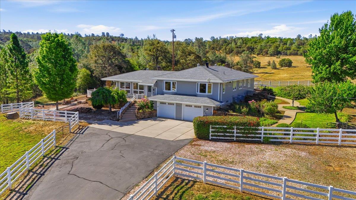 22233 Mccourtney Road