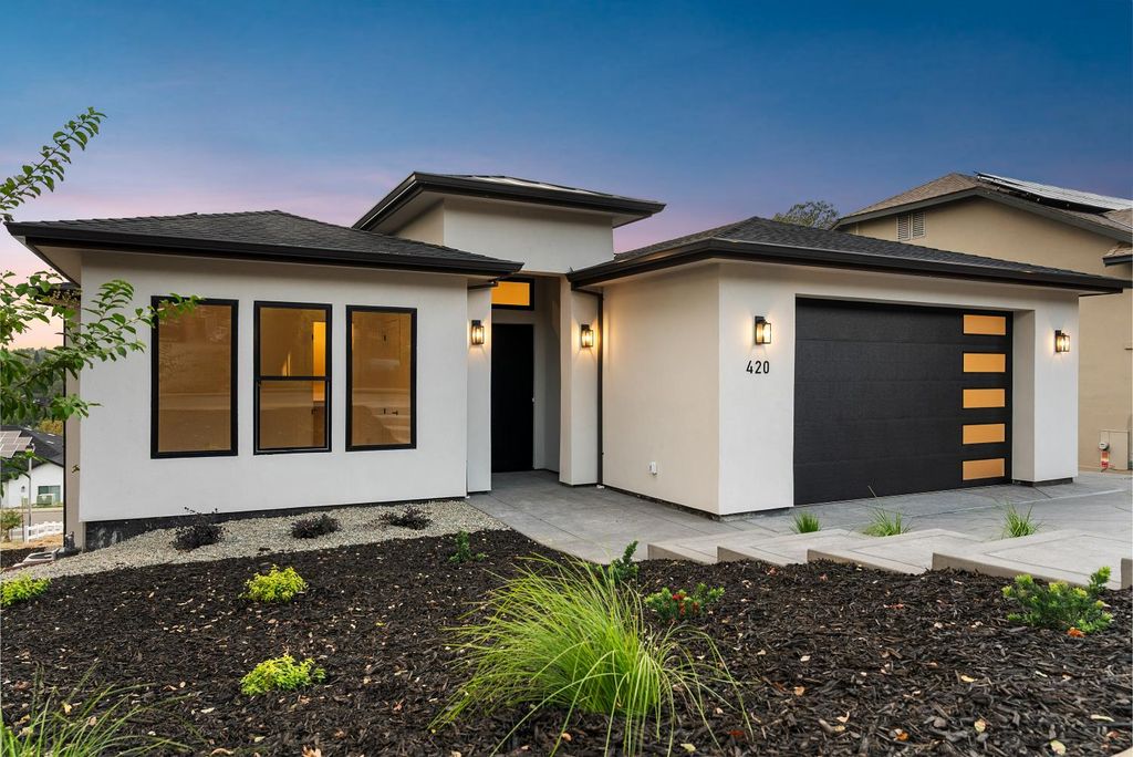 Photo of 420 Miles Court, Auburn, CA 95603 (MLS # 225147190)