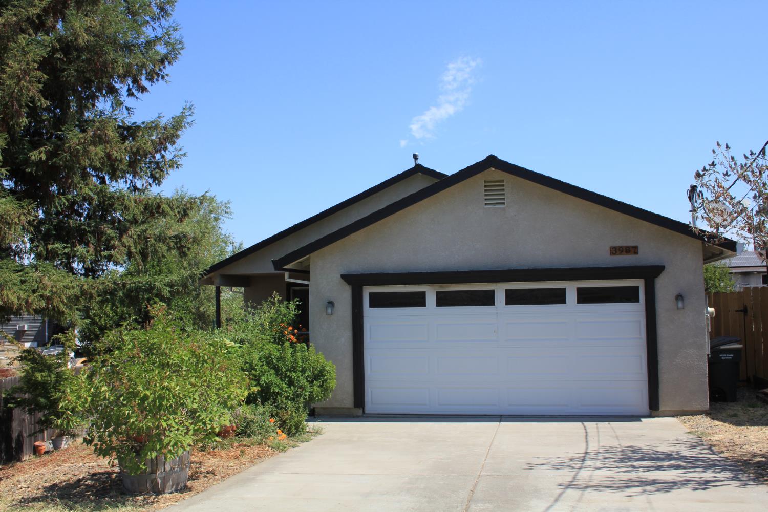 3987 Zumi Court
