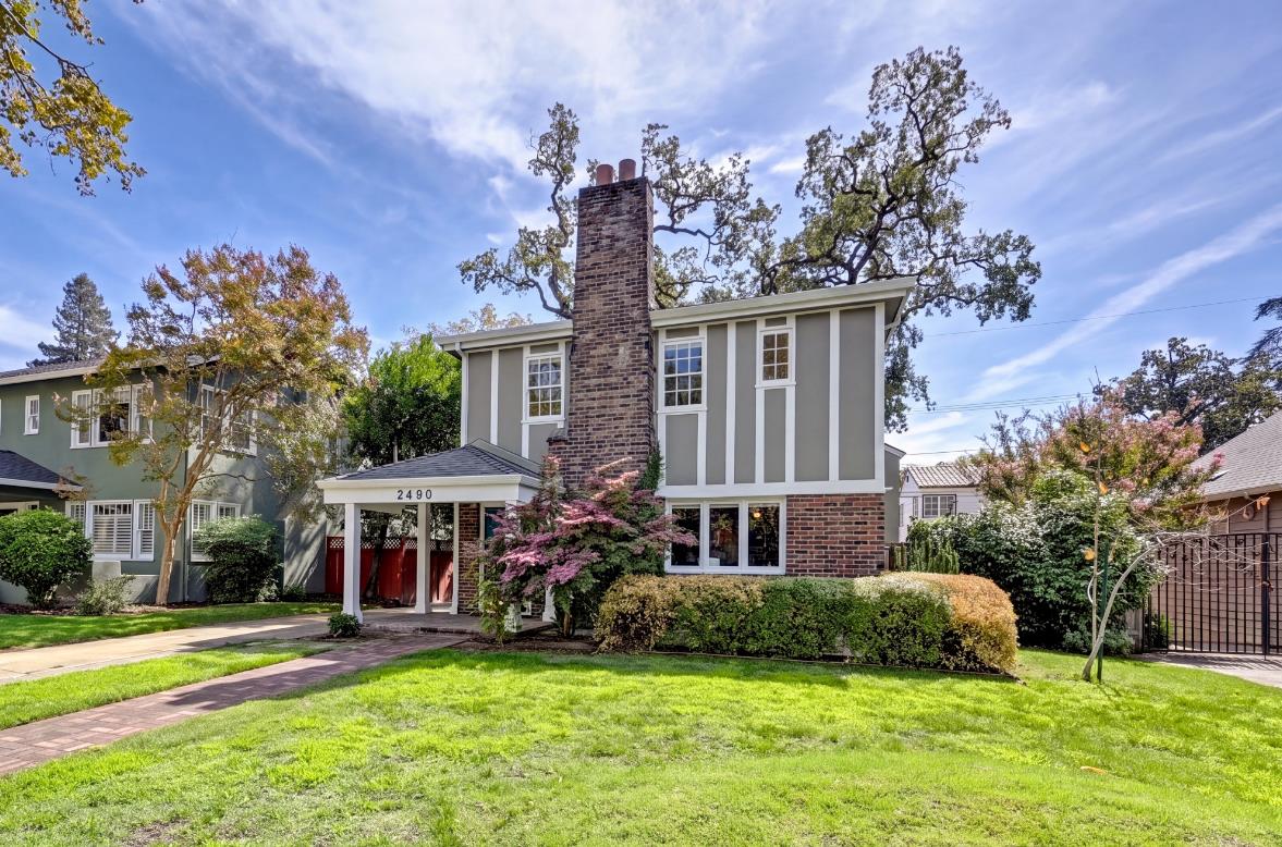 2680 Curtis Way