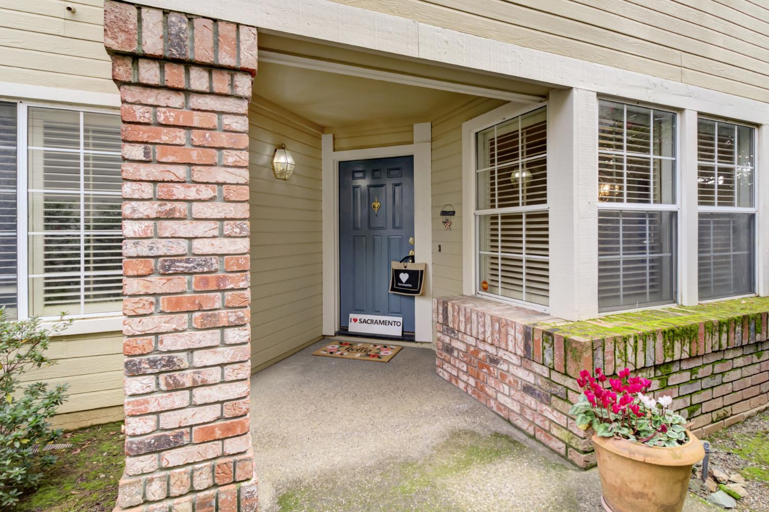 135 River Chase Circle