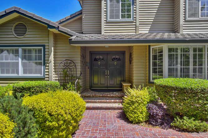 3399 Barberry