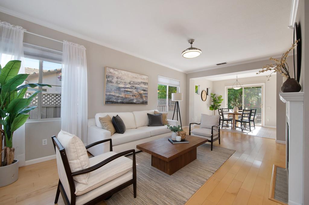 1148 Barnswood Loop