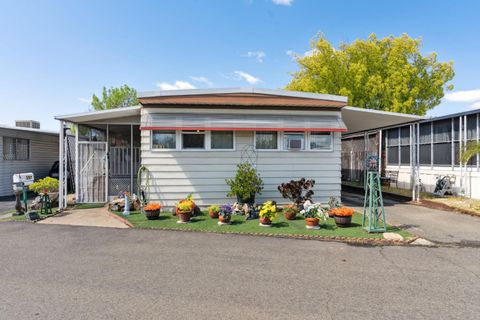 137 Duval st, Citrus Heights, CA 95621 - MLS#: 225039874
