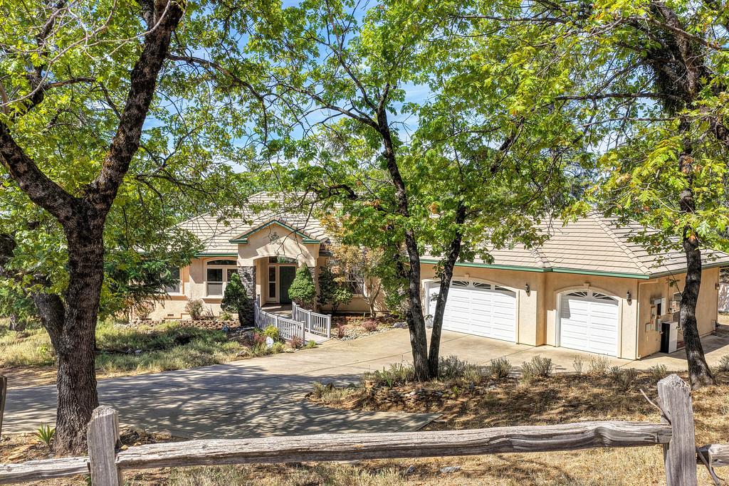 2120 Bear Rock Rd