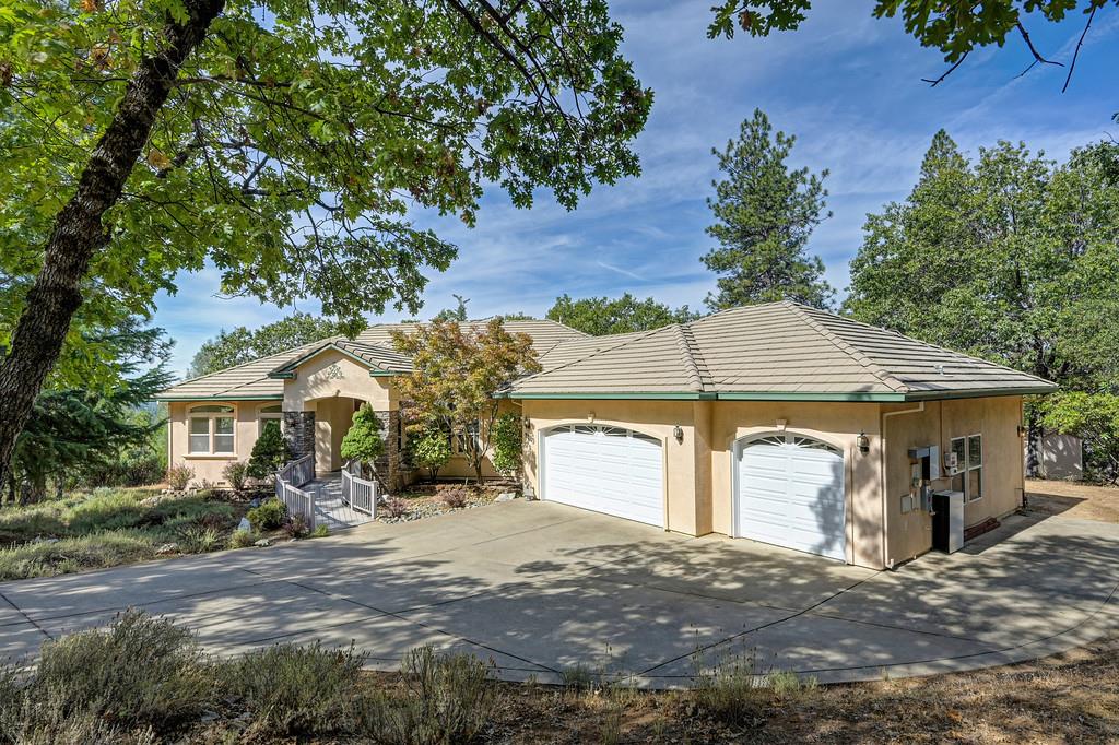 2120 Bear Rock Rd