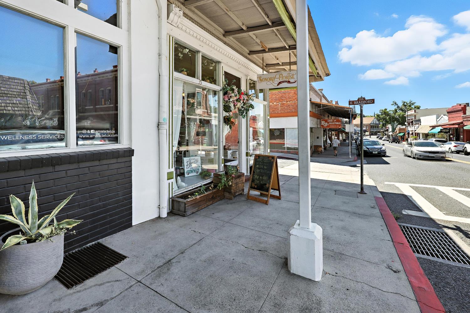 35 S Washington Street