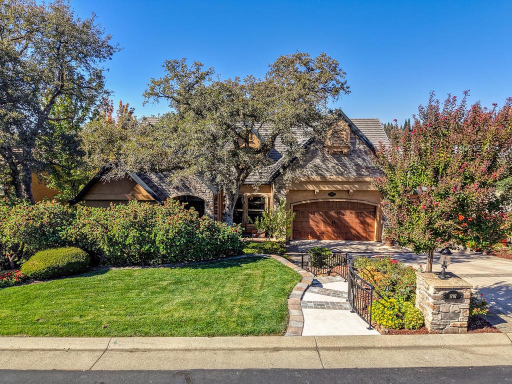 1797 Park Oak Drive