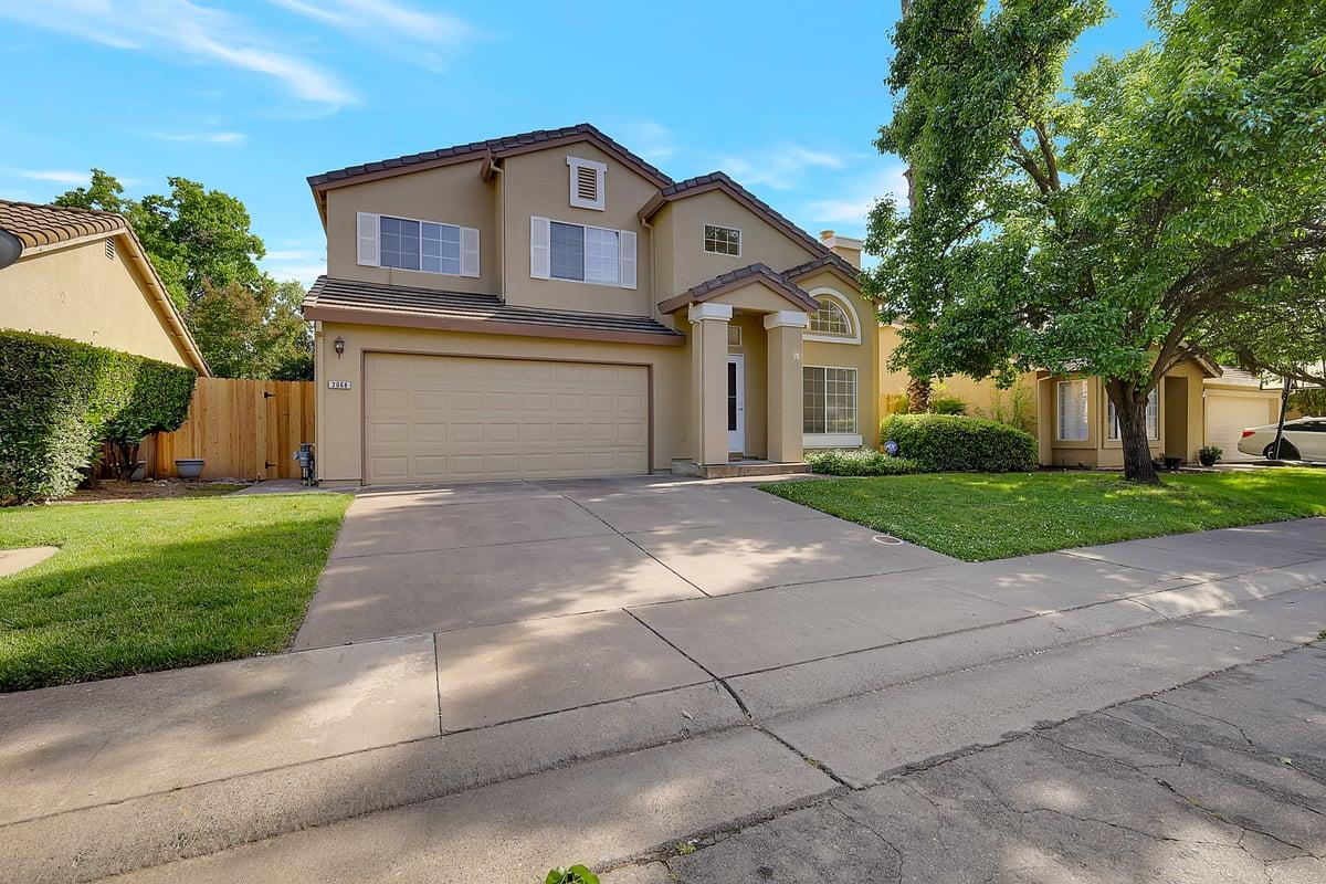 2068 Beatty Way