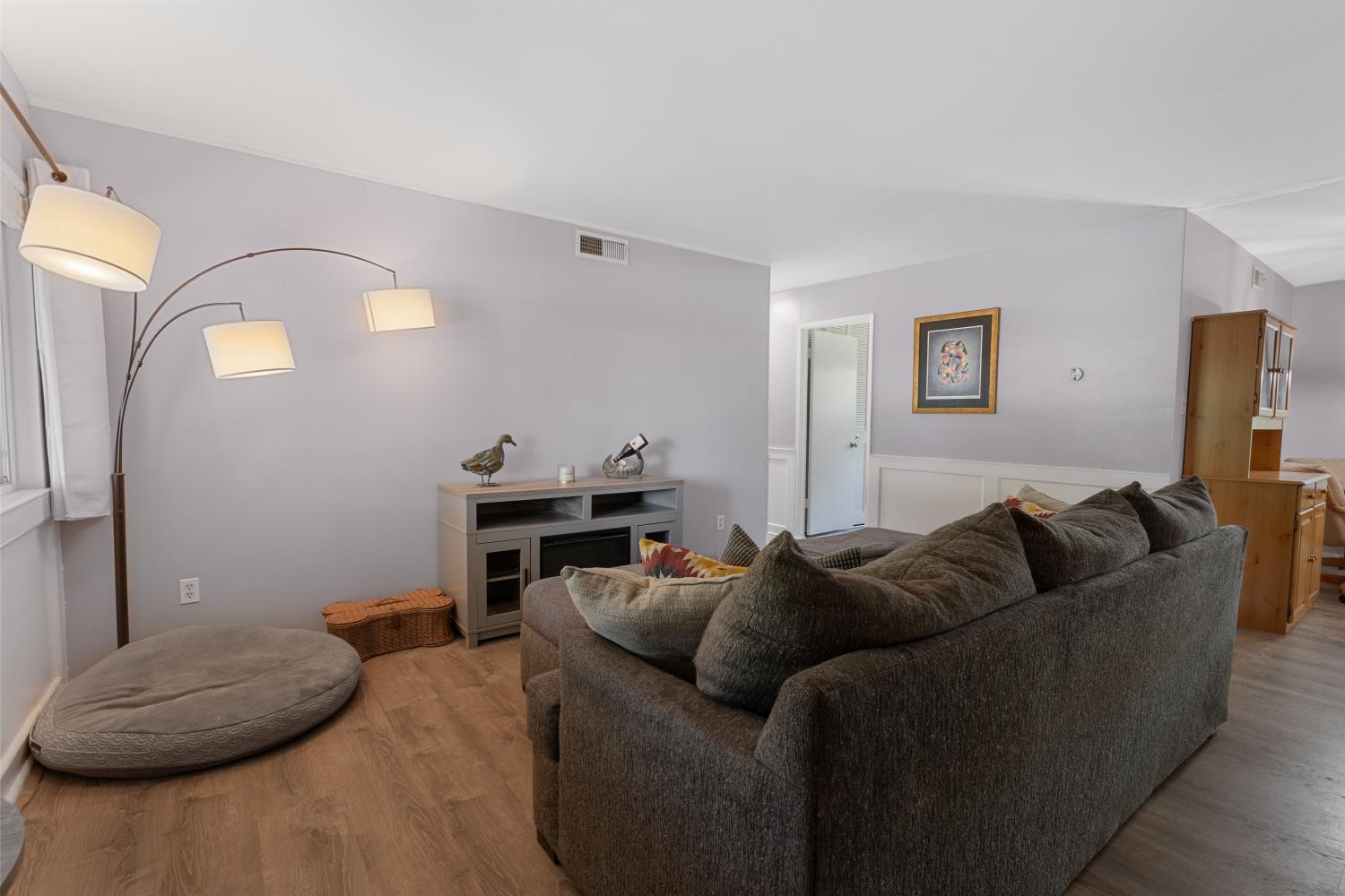 9116 Feather River Way