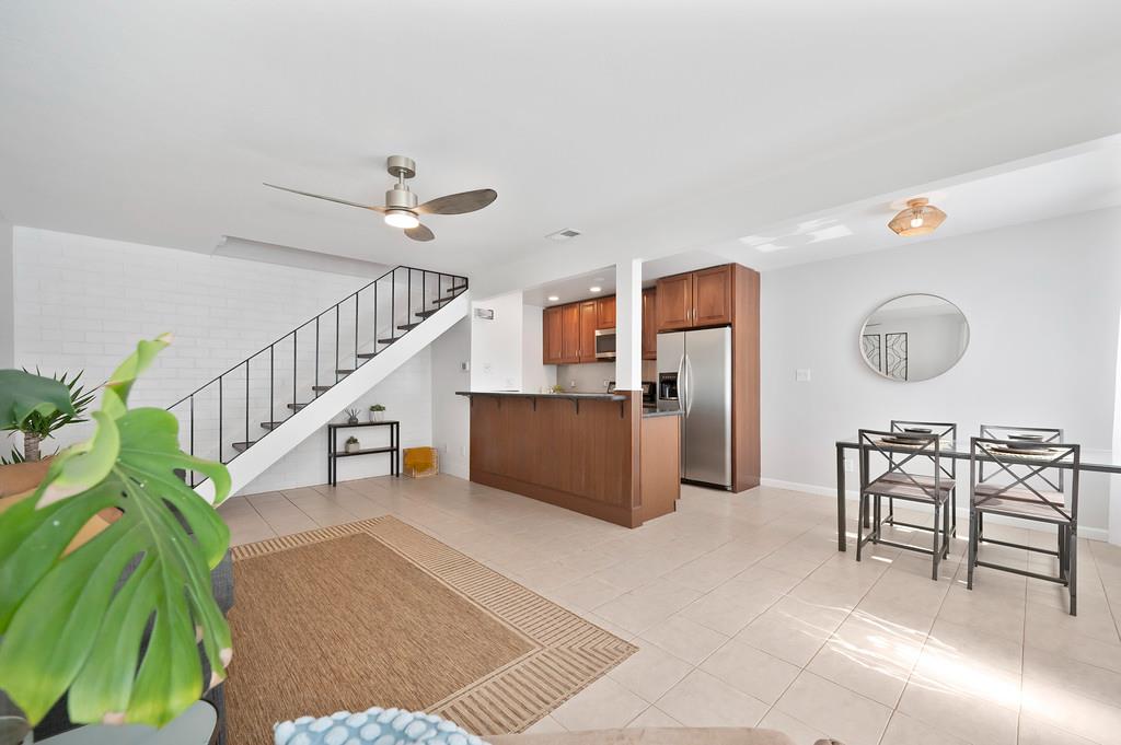 1833 Fremont Court 2