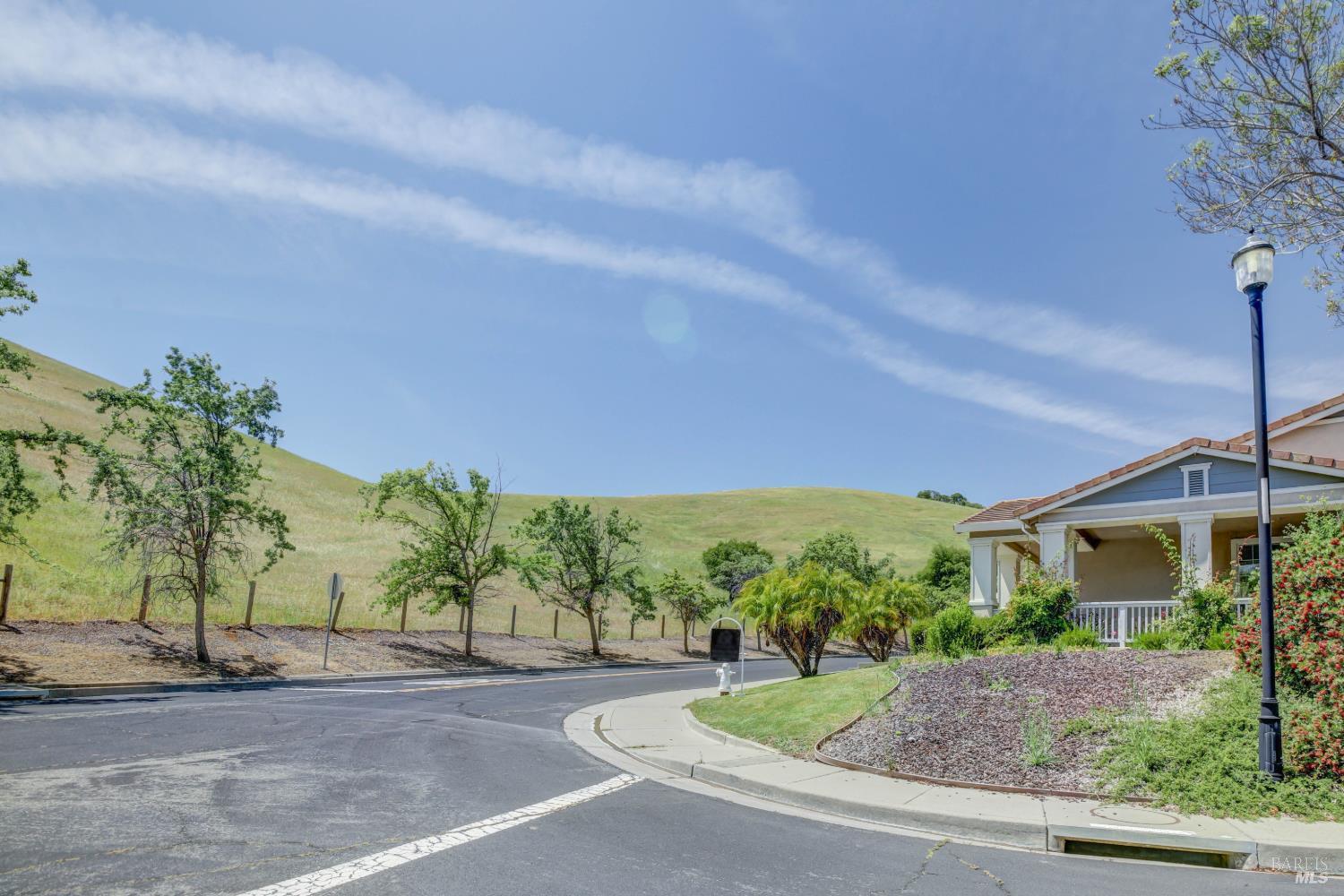 2418 Ridgewood Circle