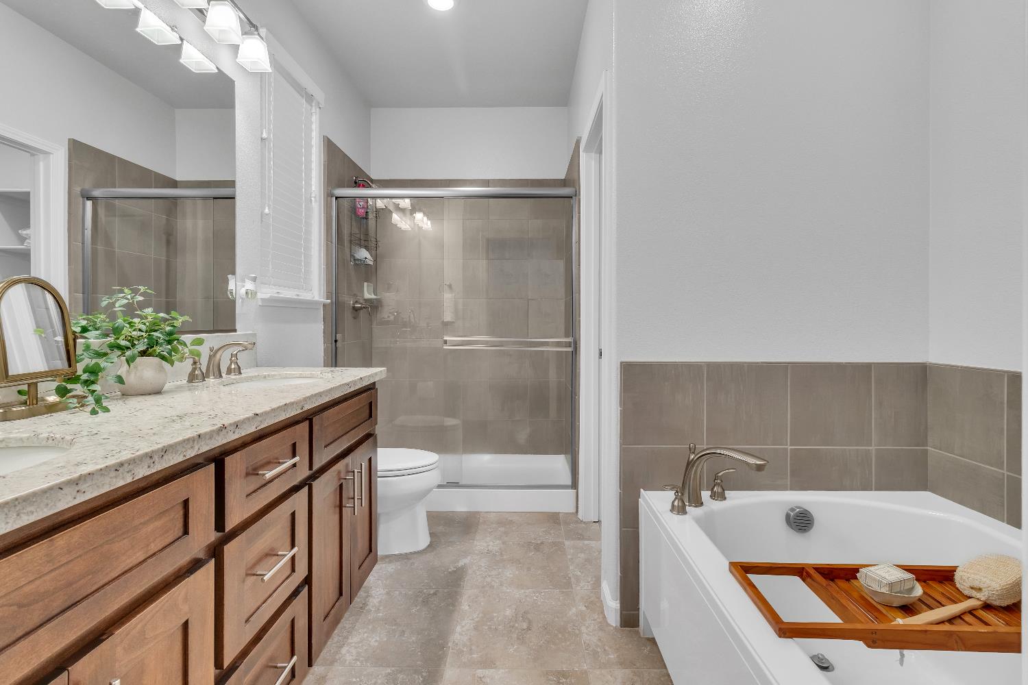 4319 Grand Prix Loop