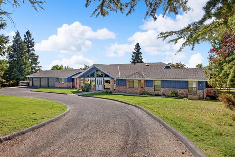 12318 Rancheria Drive Oakdale CA 95361