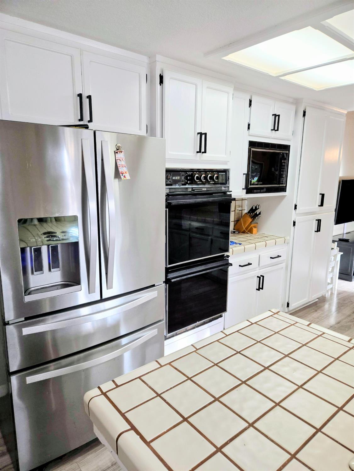 2340 Sleepy Hollow Drive