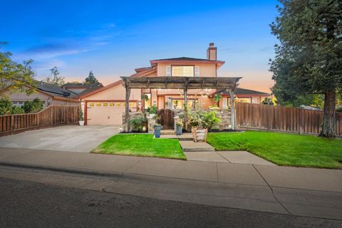 568 Regis Drive Sacramento CA 95838