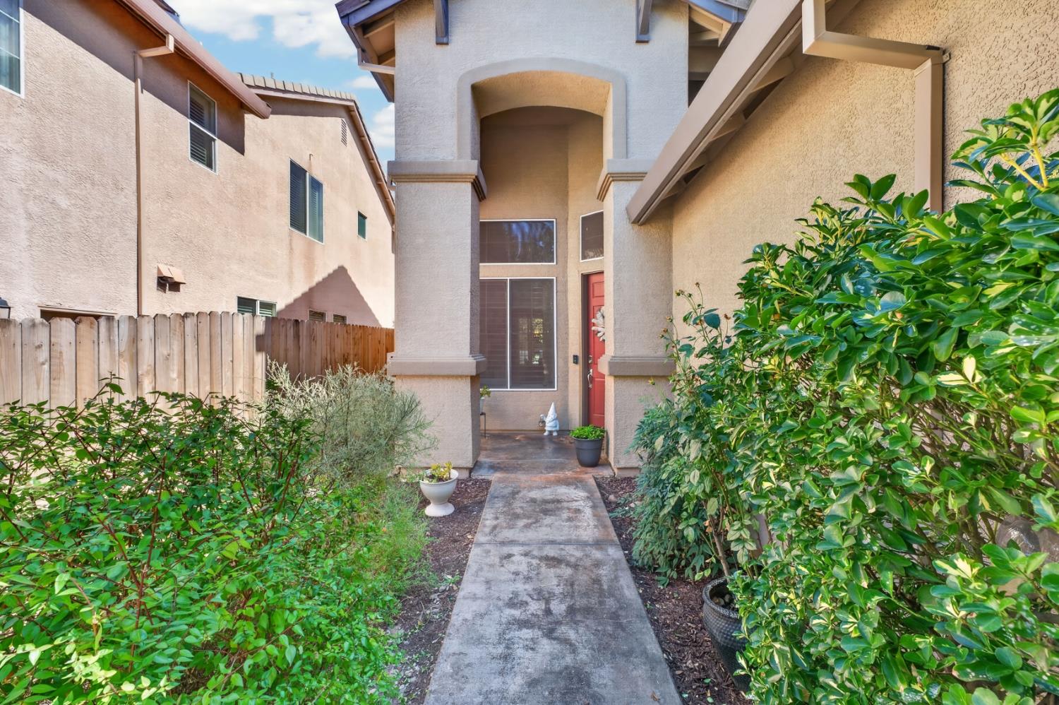 2871 Gray Fox Way