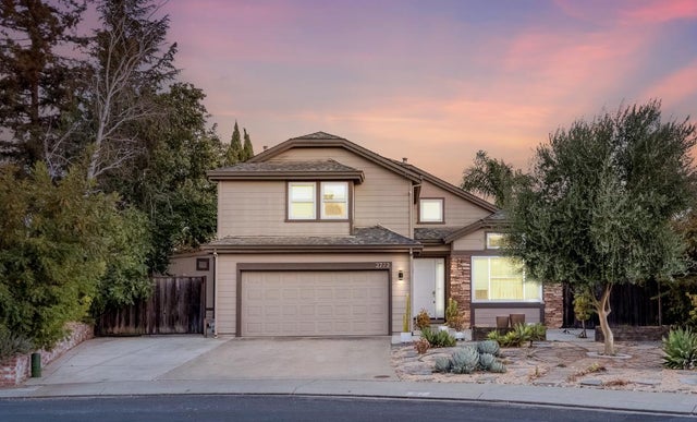 2772 Airons Court