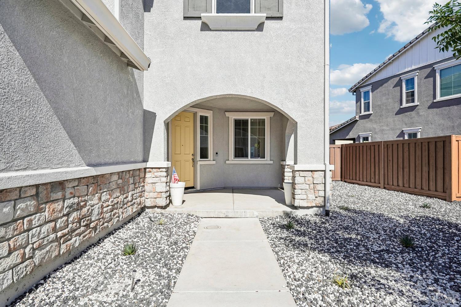 1520 Eisenhower Court