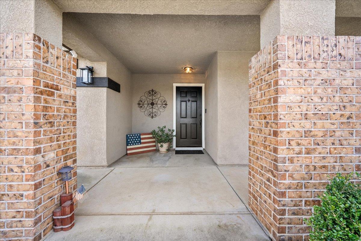 4217 Crazy Horse Road