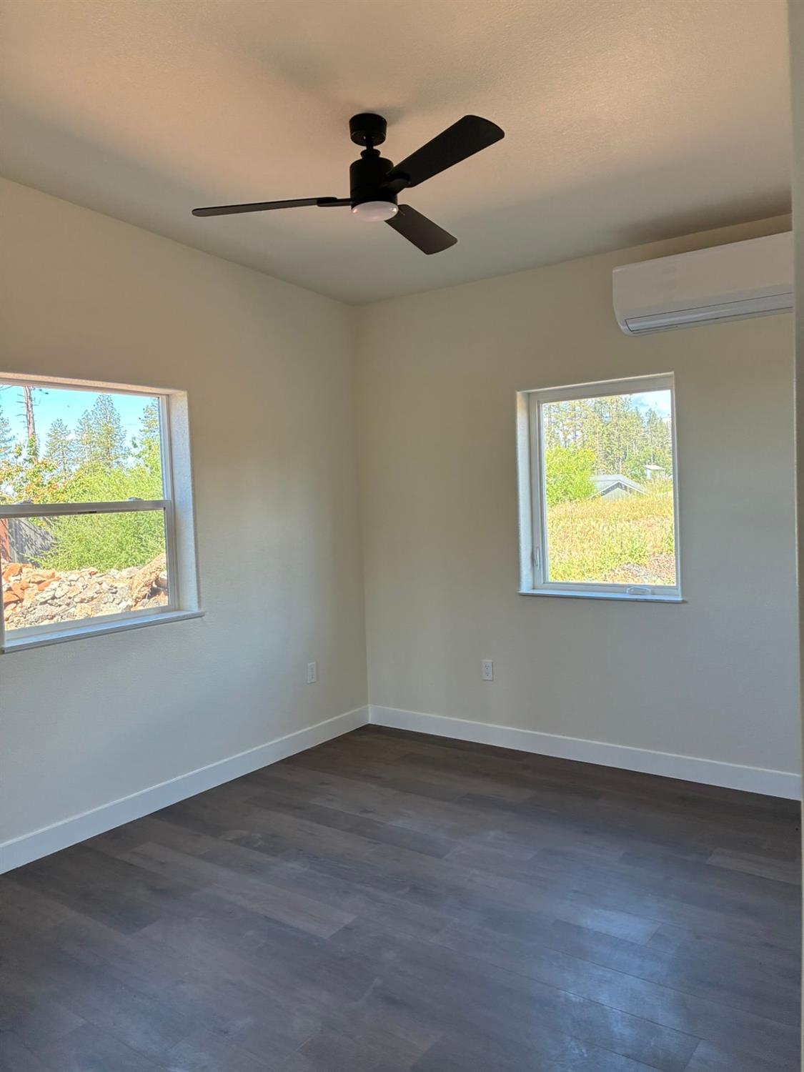 5946 Wagon Wheel Way