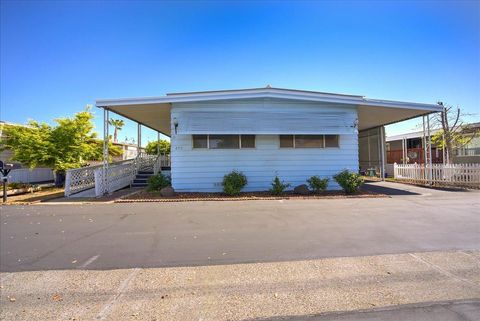 6703 Representative Way, Sacramento, CA 95828 - #: 225044759