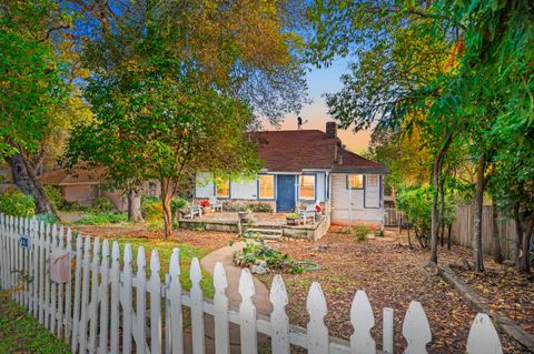 330 Foresthill Avenue Auburn CA 95603