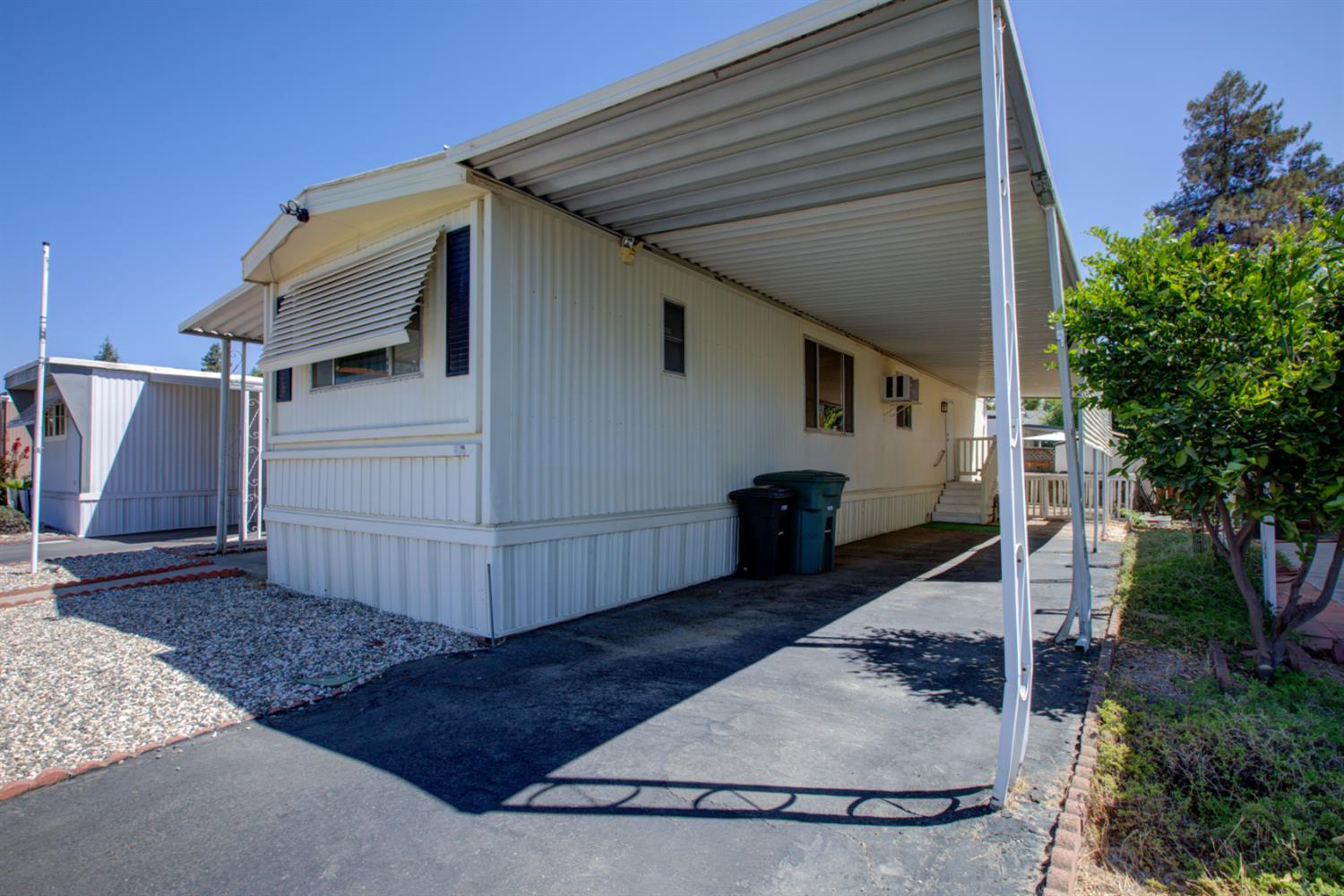 2107 Patterson Road 9