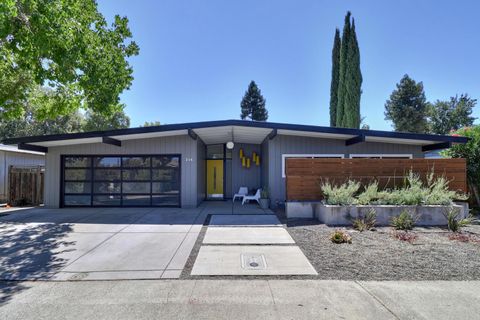 216 Luz Place Davis CA 95616