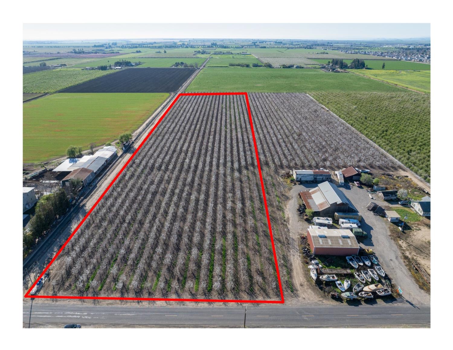 1424 Eucalyptus Avenue